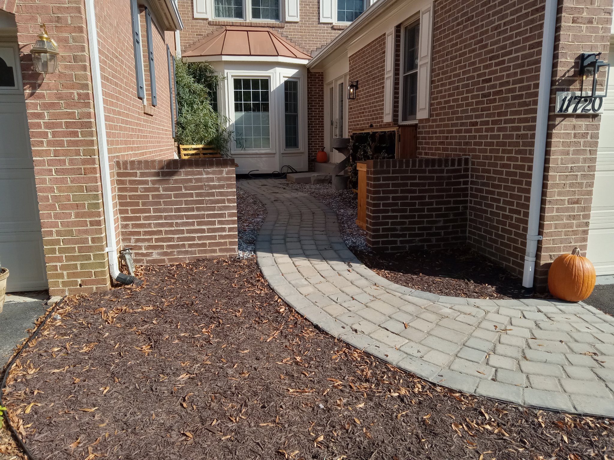 Pavers & Custom Patios